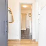 Διαμέρισμα Modernes Studio-apartment Mit Balkon Und Privatem Stellplatz Fuer Bis Zu 4 Personen Nur Wenige Minuten Von Der Innenstadt & Mosel Entfernt *