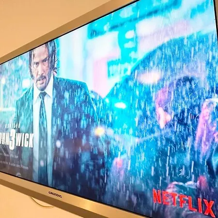 شقة Modernes Studio-apartment Mit Balkon Und Privatem Stellplatz Fuer Bis Zu 4 Personen Nur Wenige Minuten Von Der Innenstadt & Mosel Entfernt كوبلنس