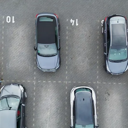 Modernes Studio-apartment Mit Balkon Und Privatem Stellplatz Fuer Bis Zu 4 Personen Nur Wenige Minuten Von Der Innenstadt & Mosel Entfernt * Koblenc