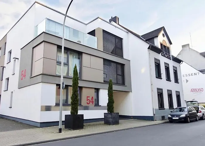 Apartmán Modernes Studio-apartment Mit Balkon Und Privatem Stellplatz Fuer Bis Zu 4 Personen Nur Wenige Minuten Von Der Innenstadt & Mosel Entfernt *