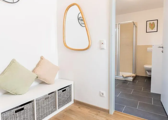 Modernes Studio-apartment Mit Balkon Und Privatem Stellplatz Fuer Bis Zu 4 Personen Nur Wenige Minuten Von Der Innenstadt & Mosel Entfernt * Coblence